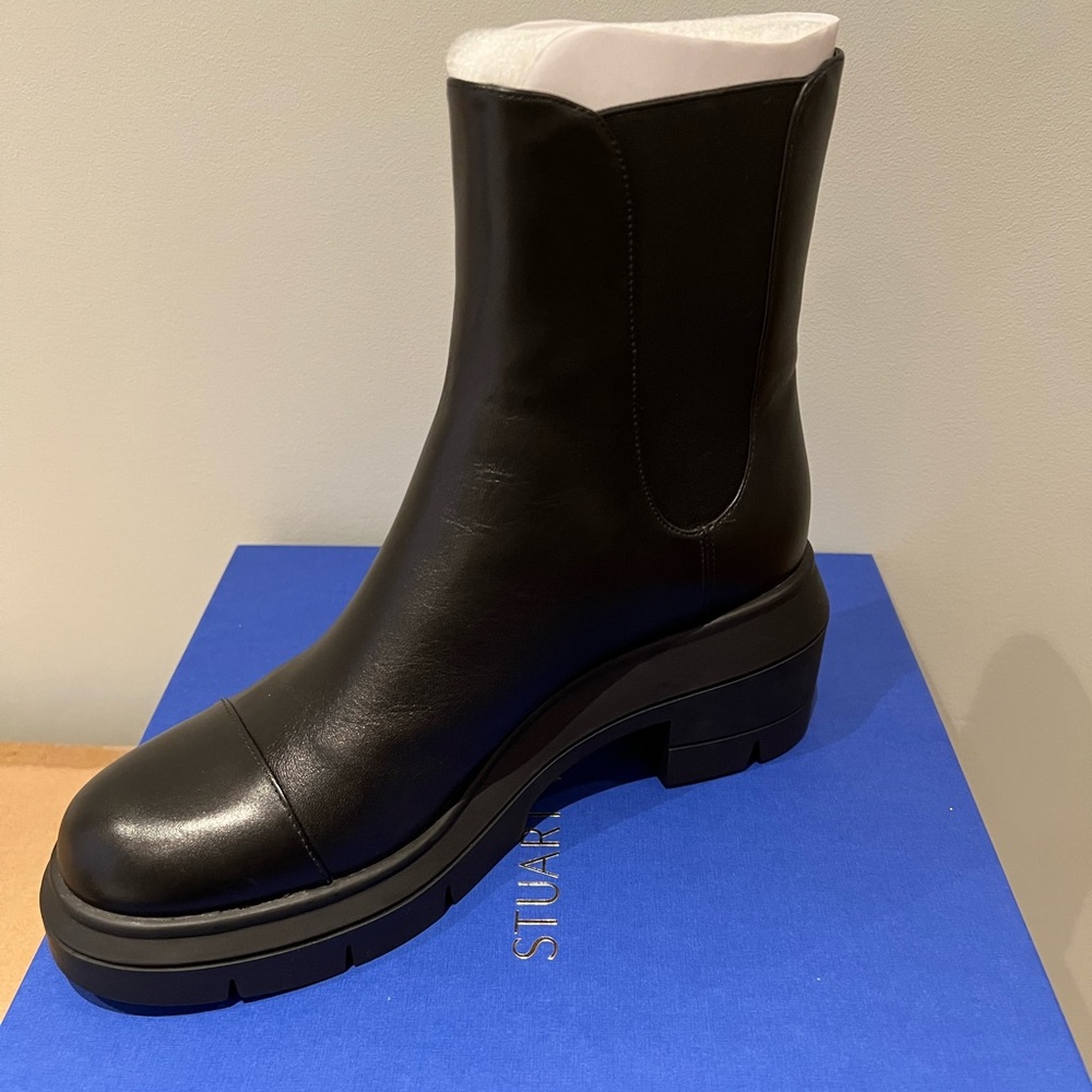 Brand new Stuart weitzman booties run big. Fit more like a 9.5